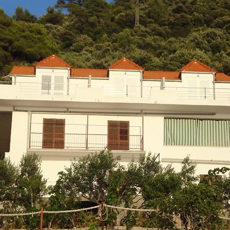 Apartments By The Sea Ubli, Lastovo - 8354 Uble エクステリア 写真