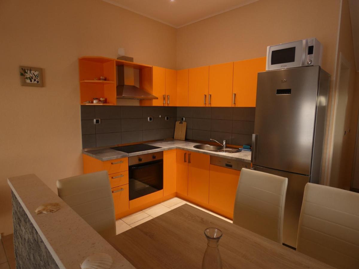 Apartments By The Sea Ubli, Lastovo - 8354 Uble エクステリア 写真