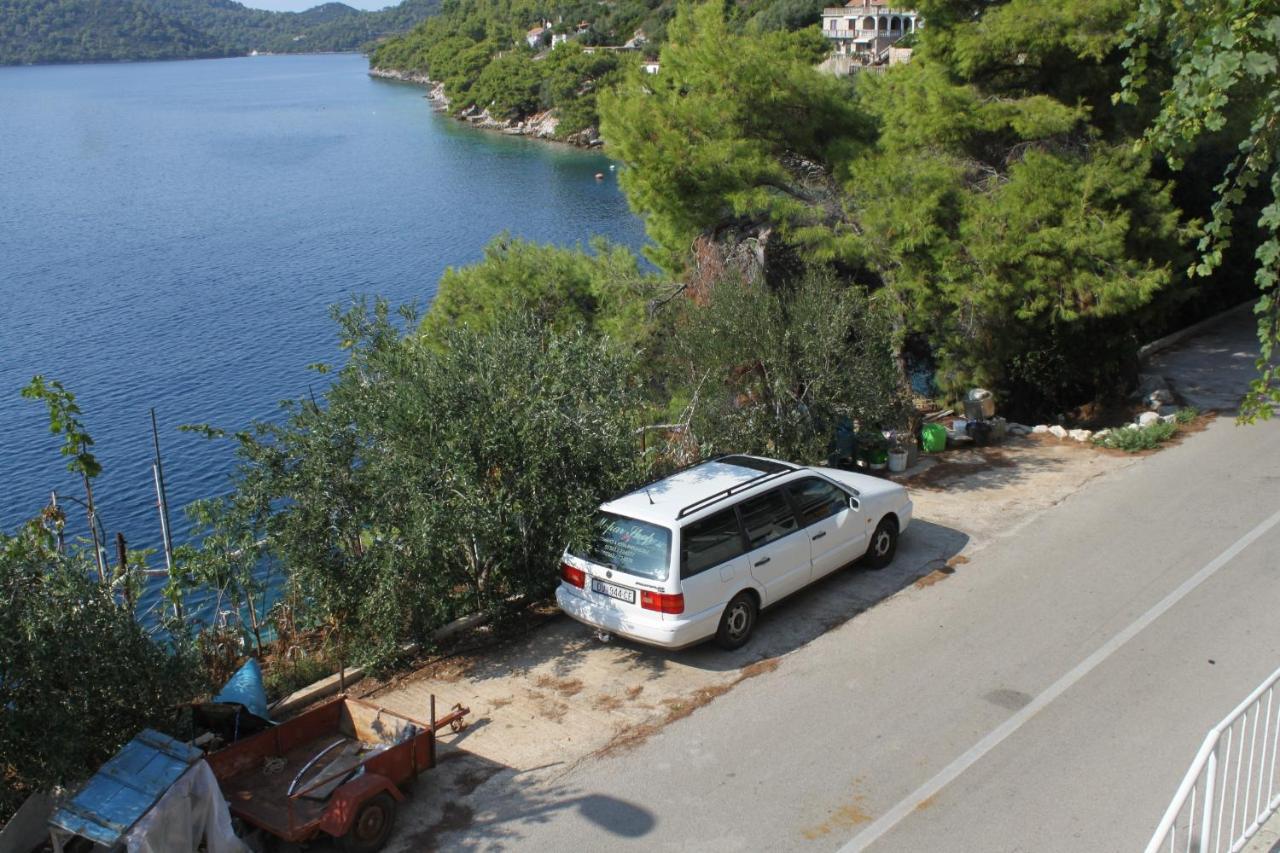 Apartments By The Sea Ubli, Lastovo - 8354 Uble エクステリア 写真
